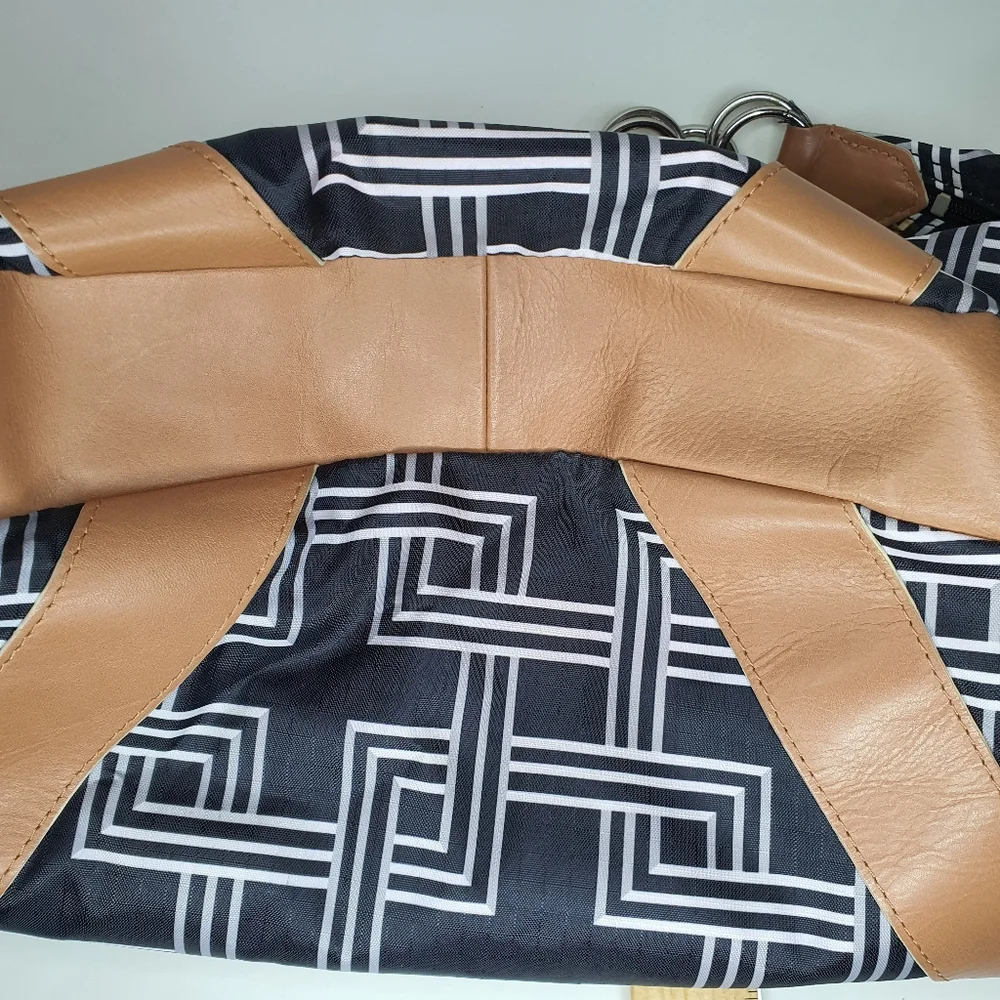 Lesportsac Half Moon Hobo - Picture 3 of 16